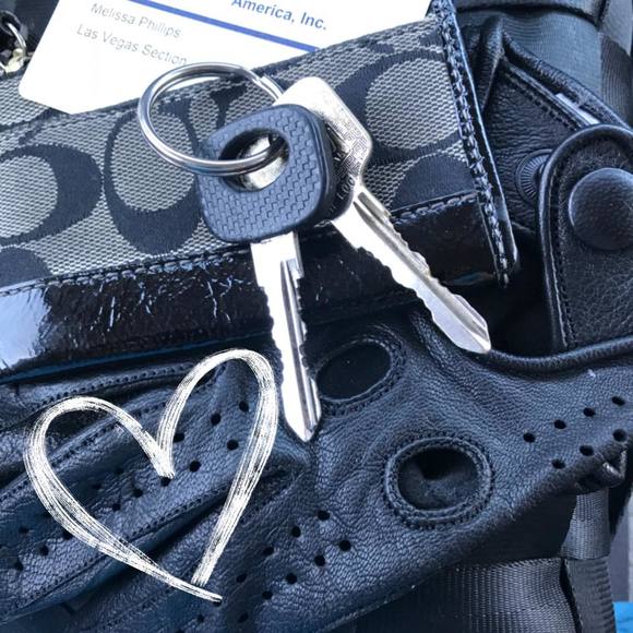 Meet your posher, M - Picture 1 of 4